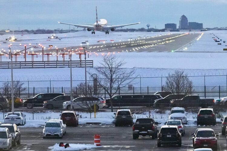 Heavy snow predicted for Northeast as Midwest still struggles with weather